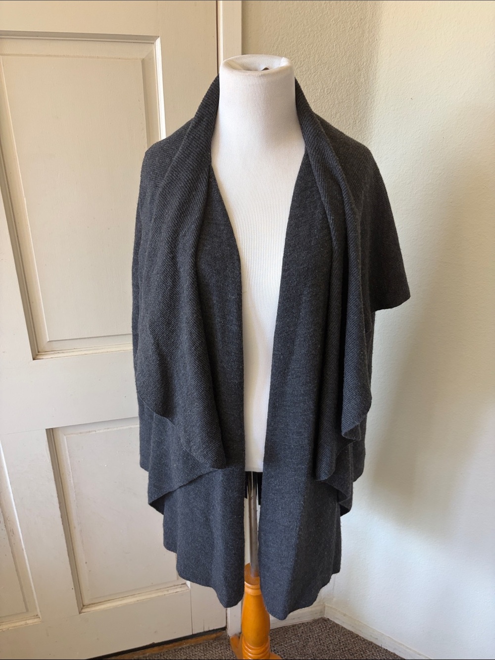 Theory Charcoal Draped Open-Front Cardigan